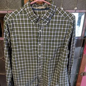 Old Navy Plaid Shirt Fitted Style